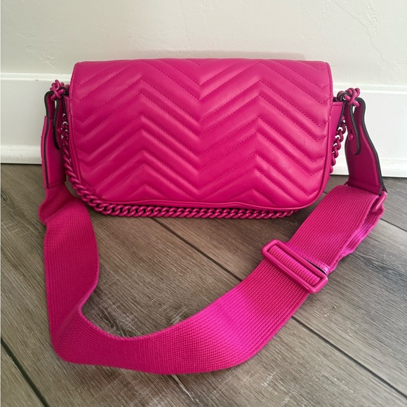 👛👛👛Gucci Marmont GG Monochrome Medium - Picture 2 of 8